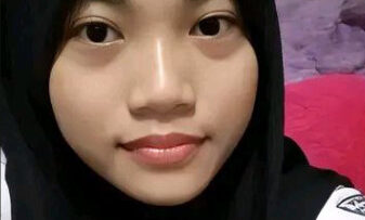 MILAH Hijab Anak Sekolah Maniak Ngocok