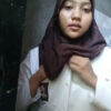 ITA Hijab Pakai Seragam Skolah Ngocok