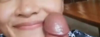 Pacar NGISEP Sotong Minta Crot Mulut