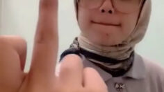 CEWE HIJAB Tantangan Omek Di Toilet Mall