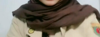 RENA JILBAB Pramuka Pamer Susu