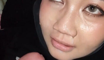 Hijab Nyepong Crot Mulut