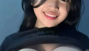 JELITA makin Berani Bogel