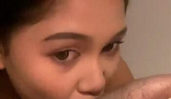 PACAR Cantik Suka Nyedot Biji Telor